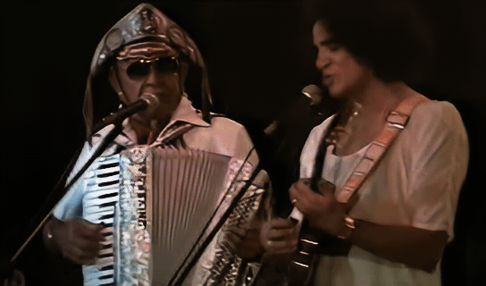 Zé Ramalho standing with Luiz Gonzaga in 1985